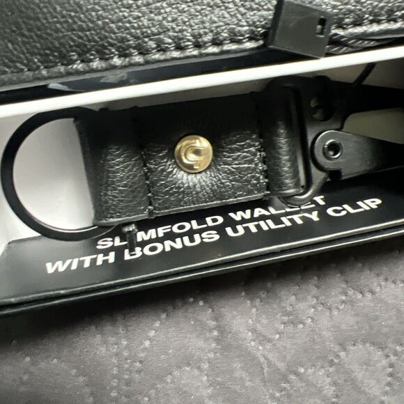 True Religion RFID Marcus Slim Bifold Wallet & Key Clasp Gift Set Limited NWT - Picture 10 of 13